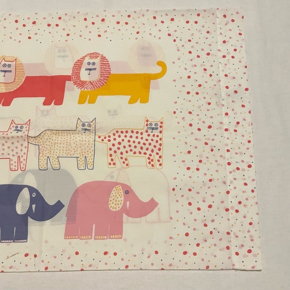 Vintage 1982 J P Stevens Utica Animals Zoo Pillowcase Lot of 2 - Picture 4 of 16